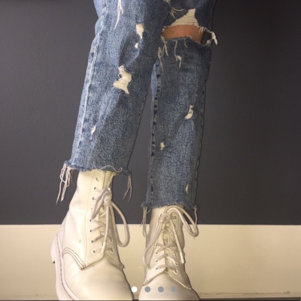 MONO DOC MARTENS all white dr martens